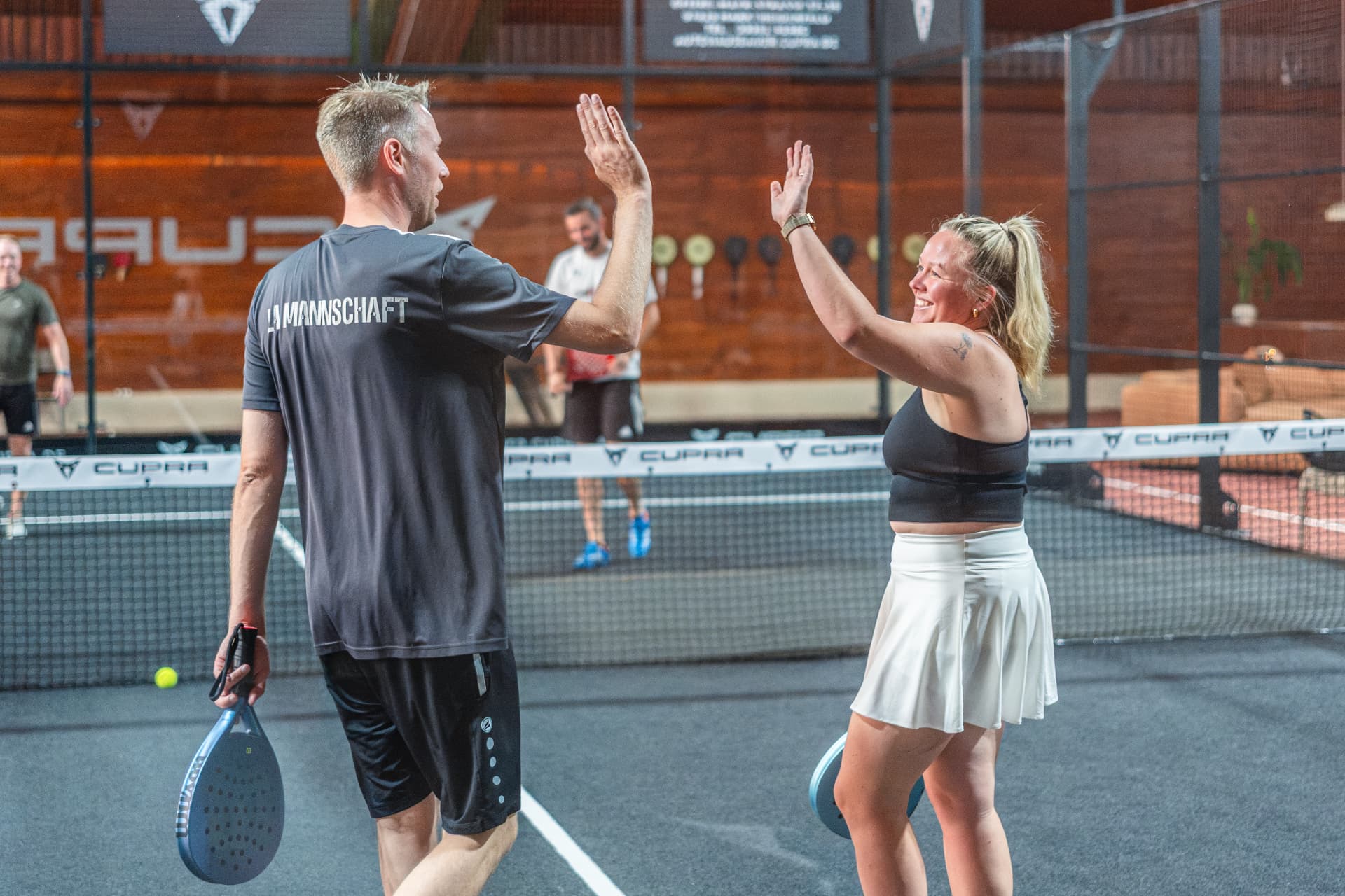 Padel in der neuen Padelhalle auf dem Wartberg
